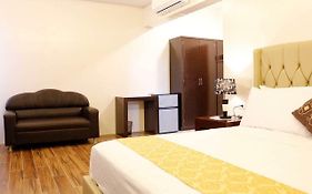 Primus Hotel And Resort